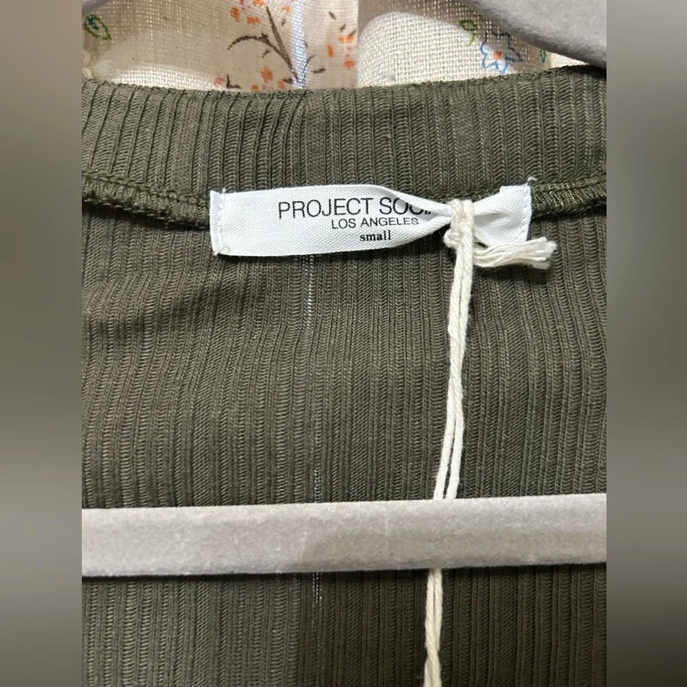 4/$25 Project Social T Amber Olive Green Ribbed Long Sleeve Sweater Small NWT